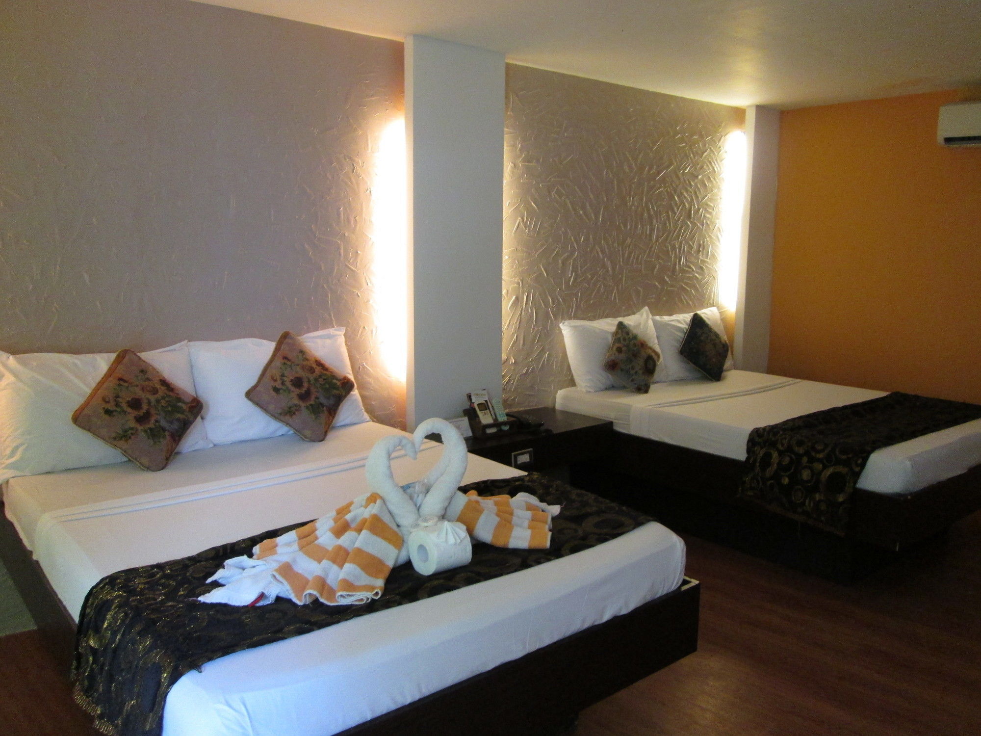 Quoalla Hotel Boracay Balabag  Екстер'єр фото
